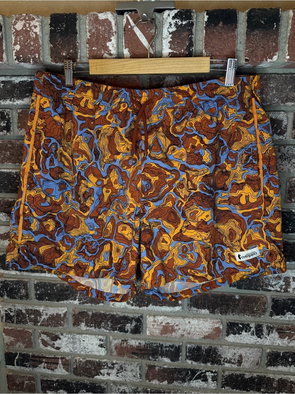 Cotopaxi Men’s Brinco Topography Spice/Flame 6in inseam shorts